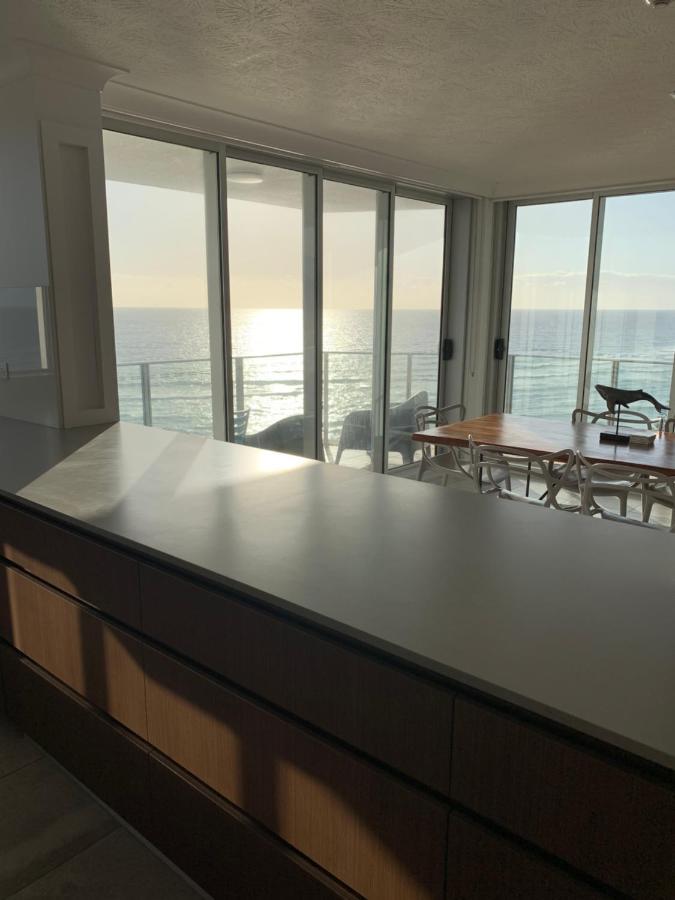 太平洋瑞杰斯海滨假日公寓式酒店 黄金海岸 外观 照片